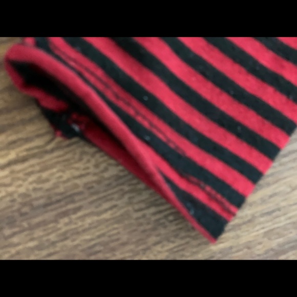 Kingsley’s Long Sleeve Tees - Picture 11 of 11